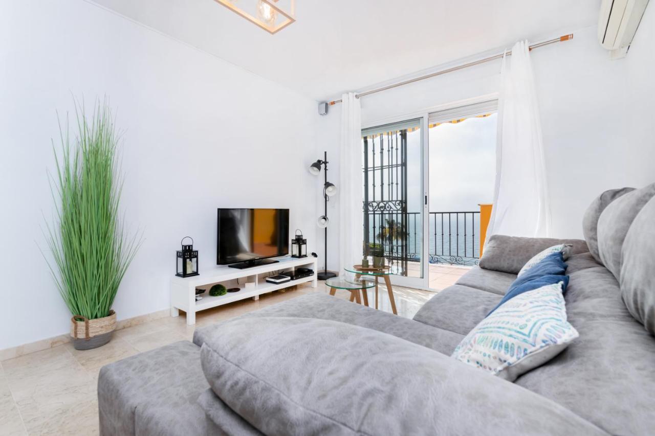 Sea Views Carvajal Apartment เบนัลมาเดนา ภายนอก รูปภาพ