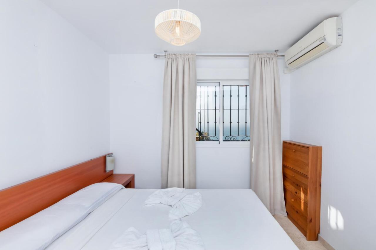 Sea Views Carvajal Apartment เบนัลมาเดนา ภายนอก รูปภาพ